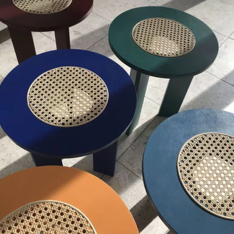 Which Guzhen factory customizes rattan fabric pendant lights for export?